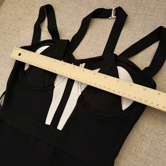 🖤 Bebe Black White Colorblock Strappy Halter Bustier Bodycon Bandage Mini Dress - Picture 6 of 12